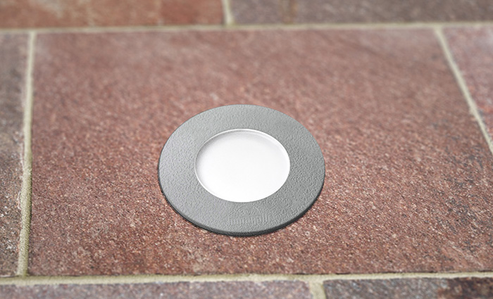 ceci-90-gris.jpg
